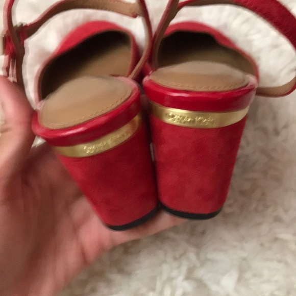 Calvin Klein red suede heels - Picture 3 of 4